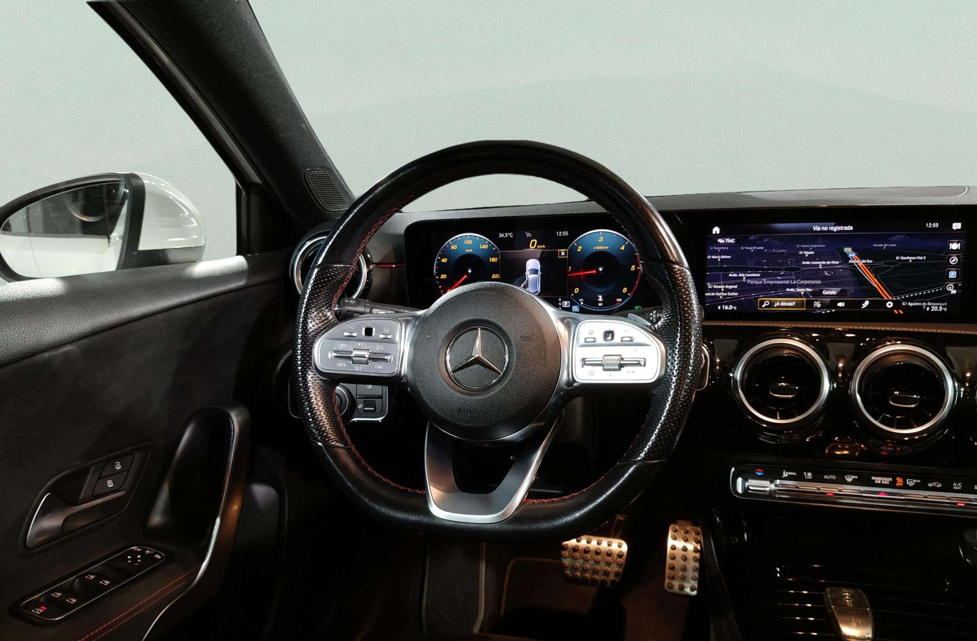 Mercedes-Benz Clase A 180 d Pack AMG - foto 29