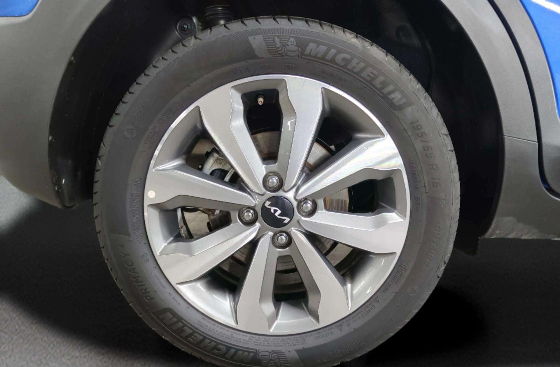 Kia Stonic 1.0 T-GDi MHEV Concept - foto 35