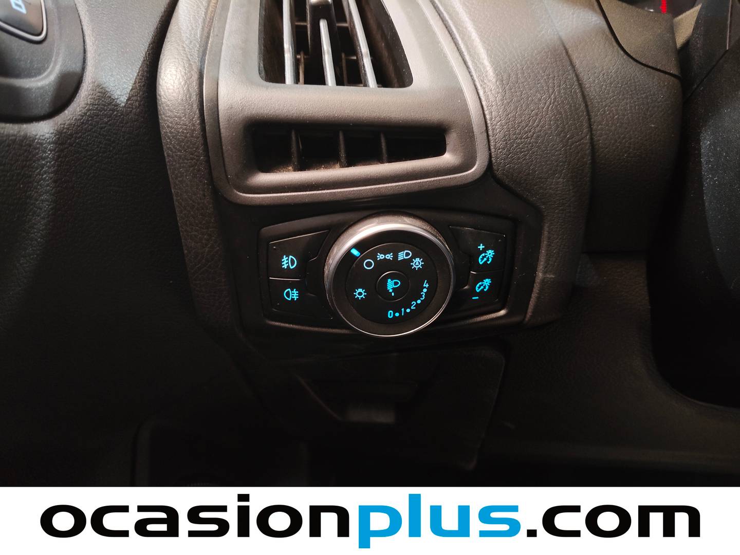 Ford Focus Ford Focus 1.0 Ecoboost Business (125 CV) de segunda mano
