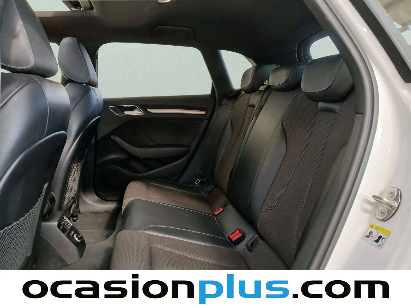 Foto asientos traseros Audi A3 Audi A3 Sportback Black Line 35 TFSI (150 CV) S-Tronic