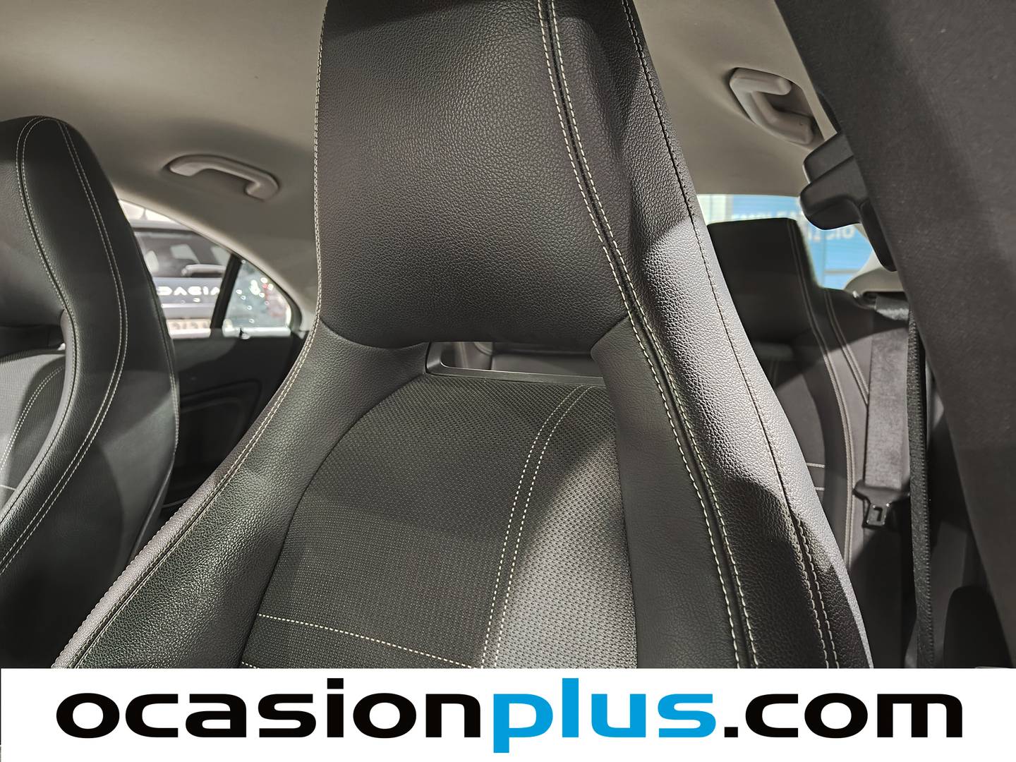 Extras y acabados del Mercedes CLA Mercedes CLA 200 d (136 CV)