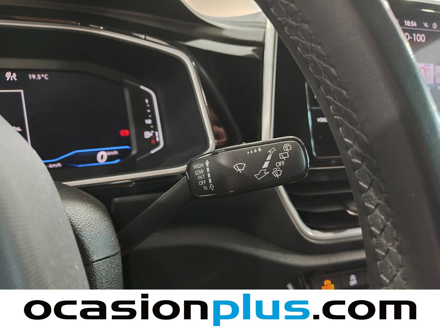 Foto Volkswagen T-Roc Volkswagen T-Roc R-Line 1.5 TSI (150 CV) DSG