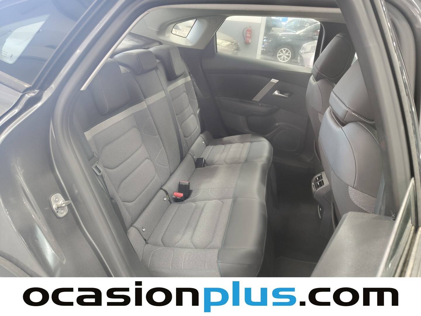 Foto Citroën C4 X Citroen C4 X PureTech 130 S&S Plus EAT8 (131 CV)