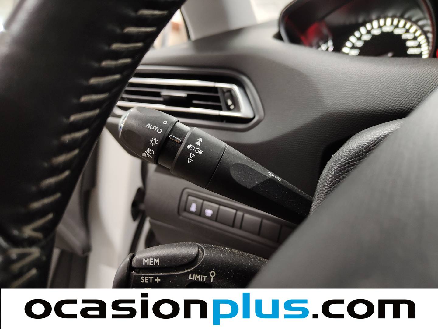 Peugeot 308 Peugeot 308 PureTech 110 S&S Allure (110 CV) 2015