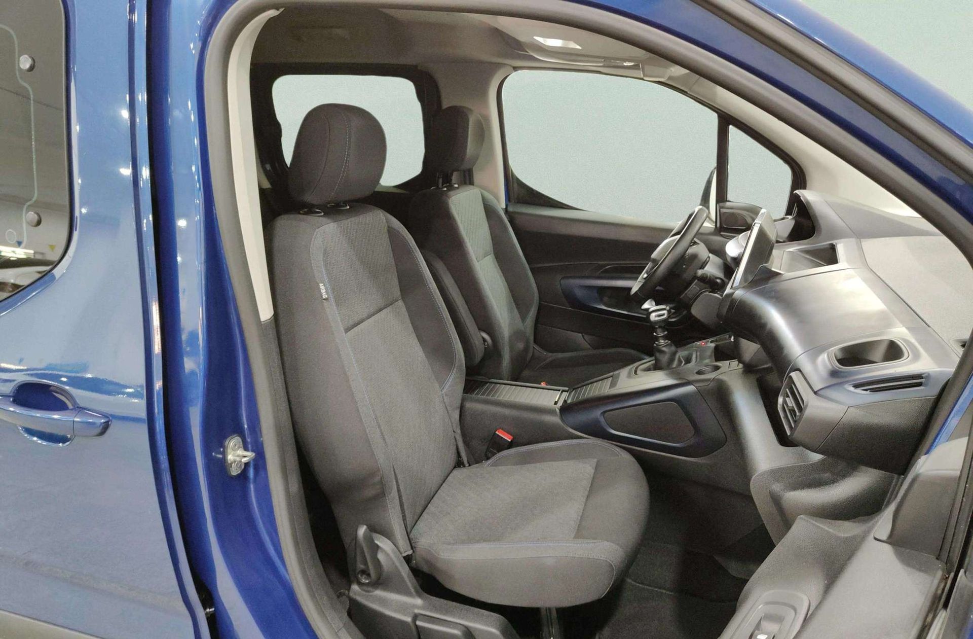 Peugeot Rifter PureTech Allure Standard - foto 15