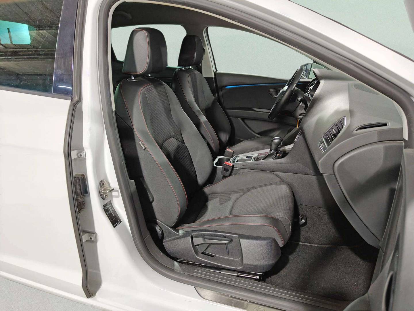 Seat León SEAT León 2.0 TDI FR Plus DSG (150 CV) al mejor precio