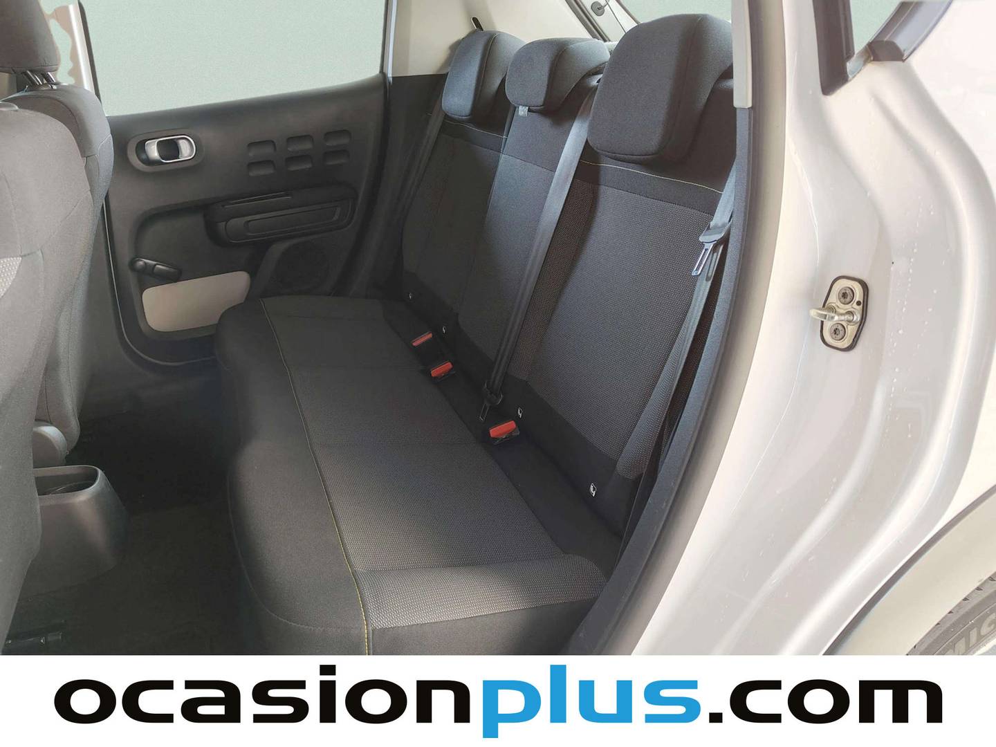 Foto asientos traseros Citroën C3 Citroen C3 PureTech 83 Feel Pack  (83 CV)