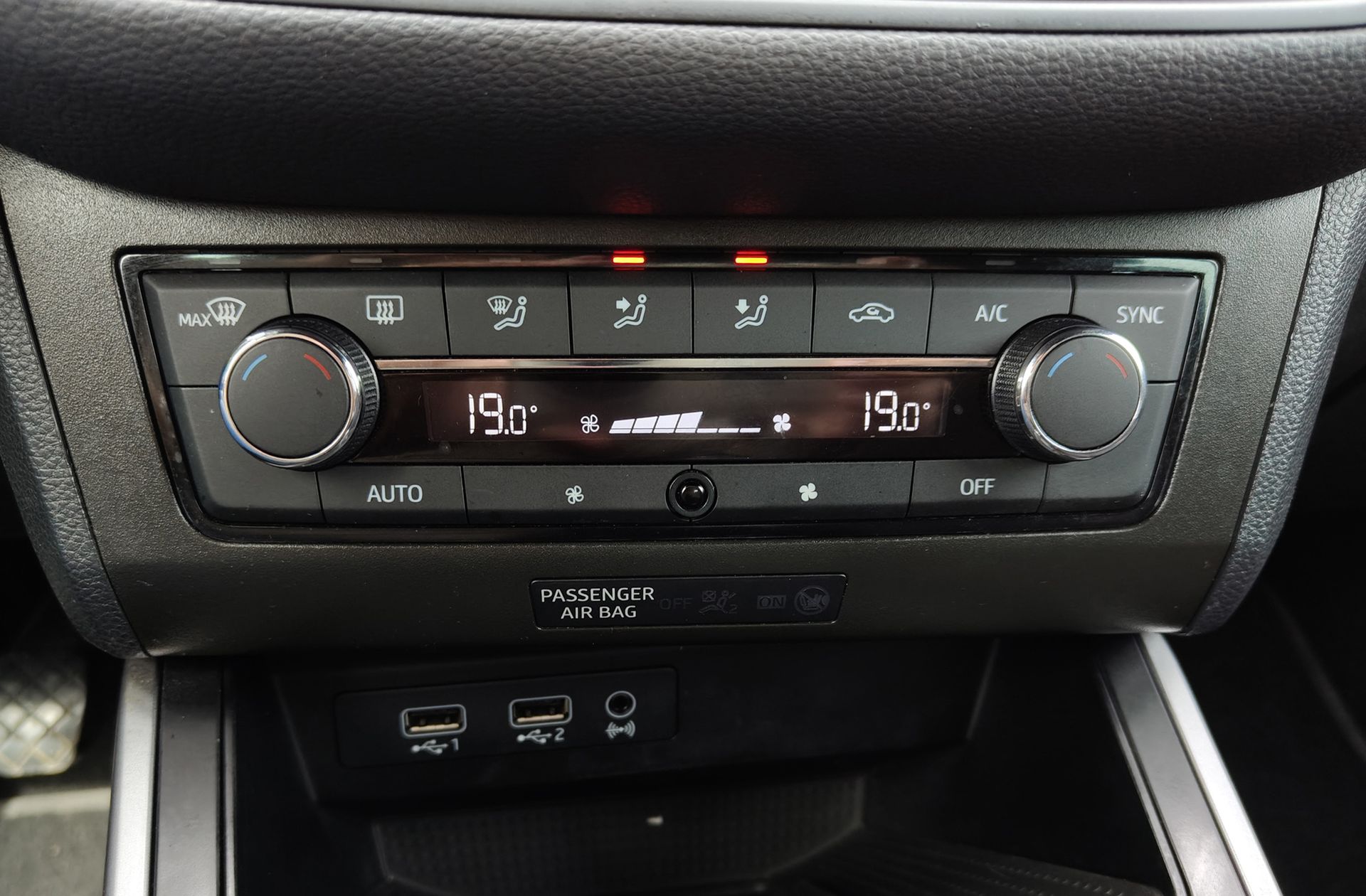 SEAT Arona 1.0 TSI Ecomotive FR - foto 30