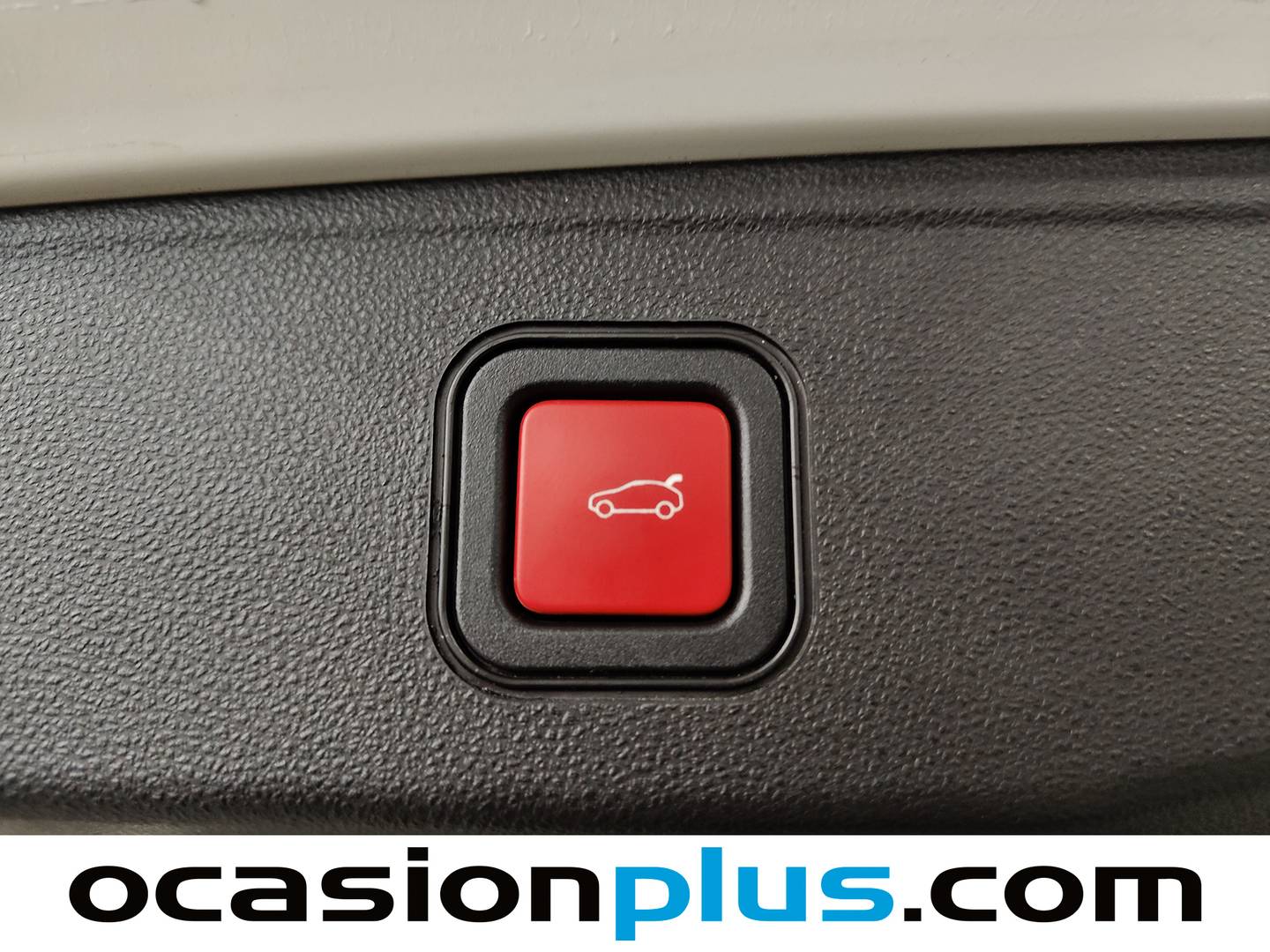 Foto Jeep Avenger Jeep Avenger 1.2 G Summit (100 CV)