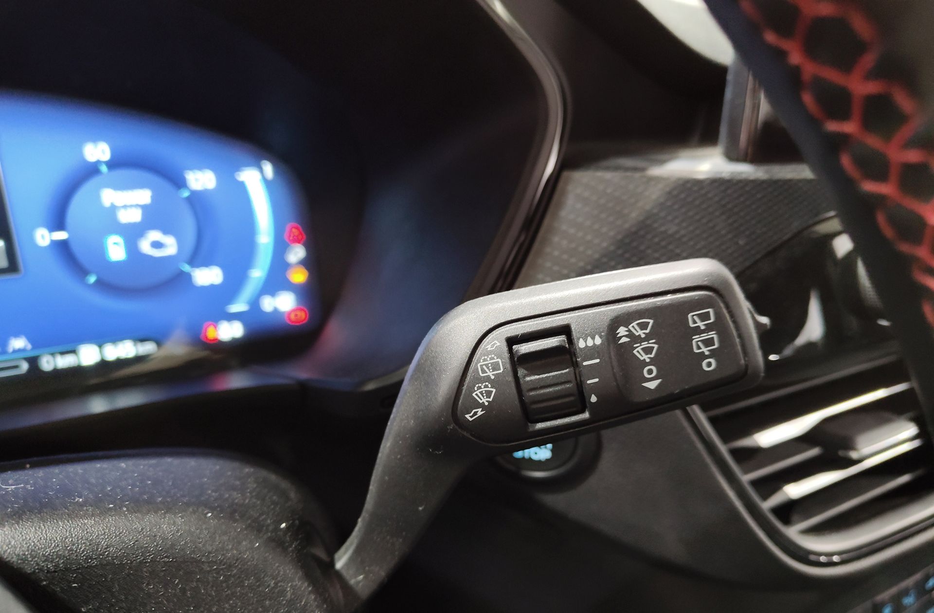 Ford Kuga 2.5 Duratec PHEV ST-Line - foto 25