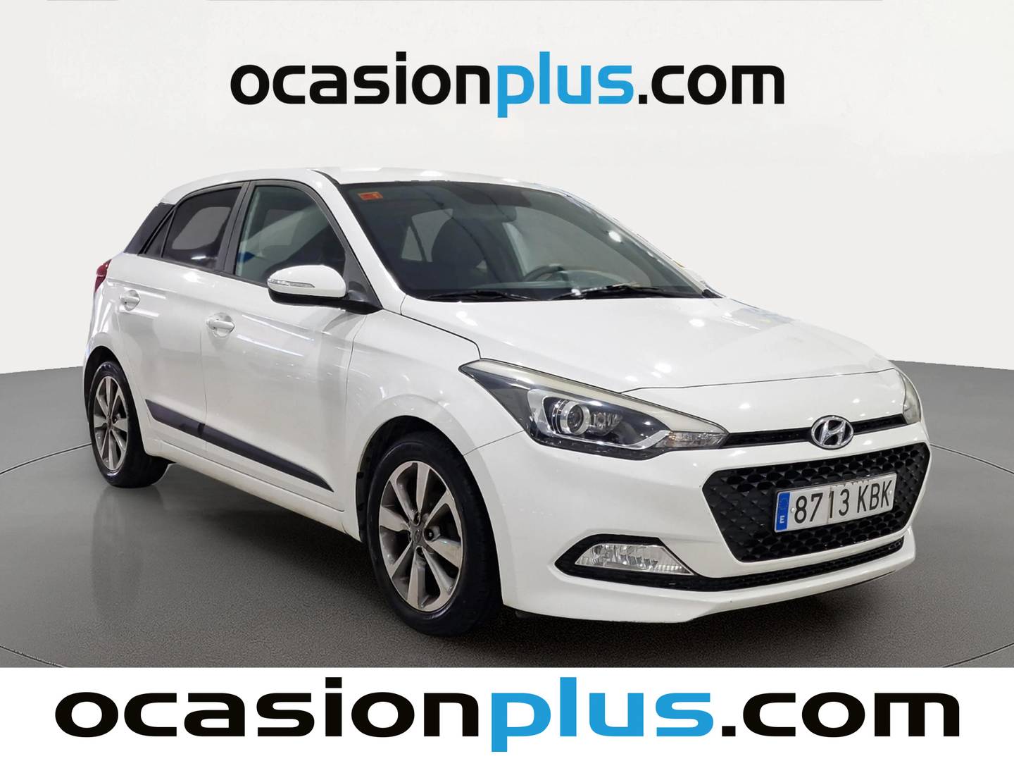 Foto delantera Hyundai i20 Hyundai i20 1.2 MPI Elegant Nav (84 CV) derecha