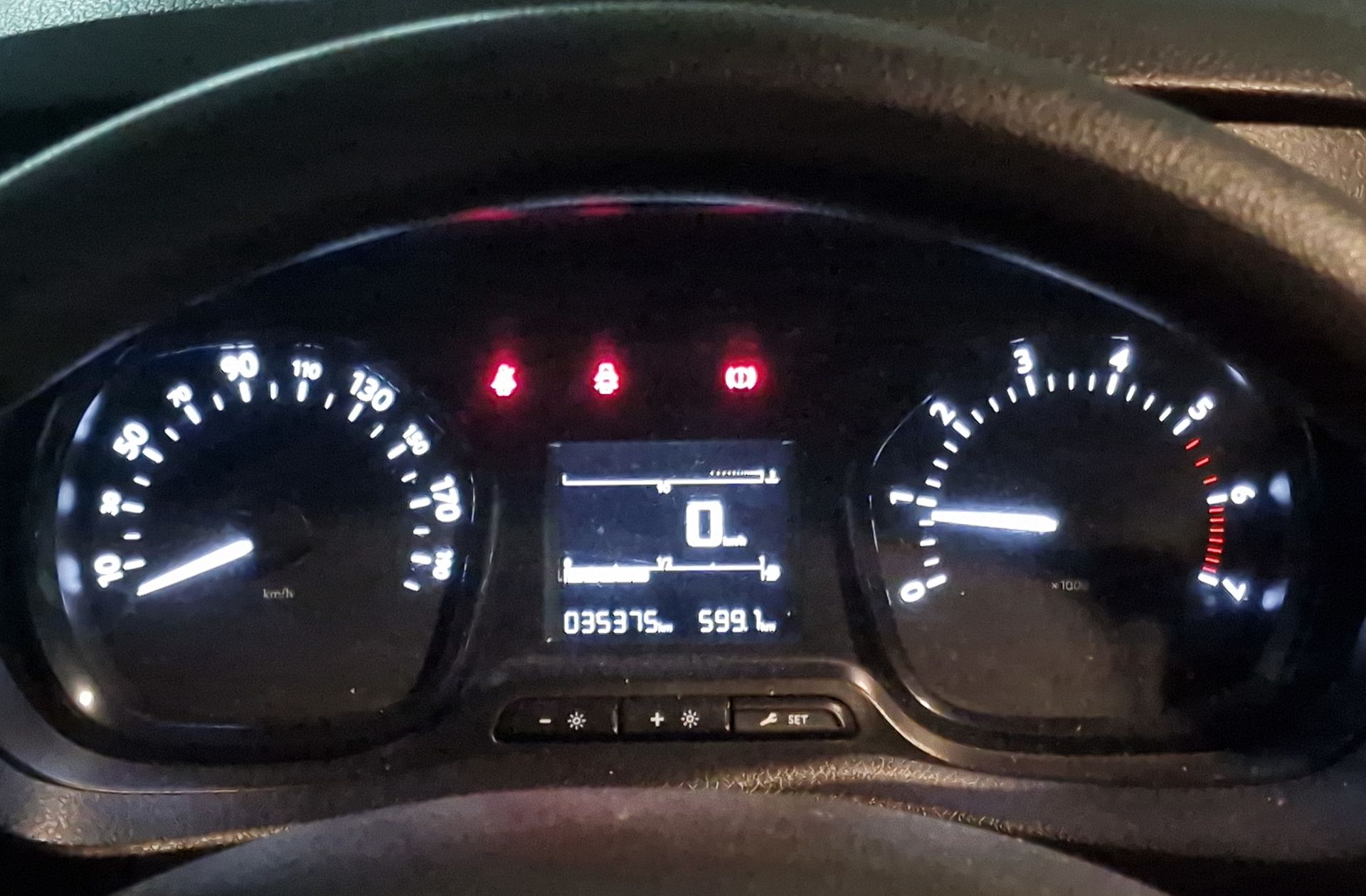 Citroën Jumpy Furgon BlueHDi 120 Talla M 3 plazas - foto 17