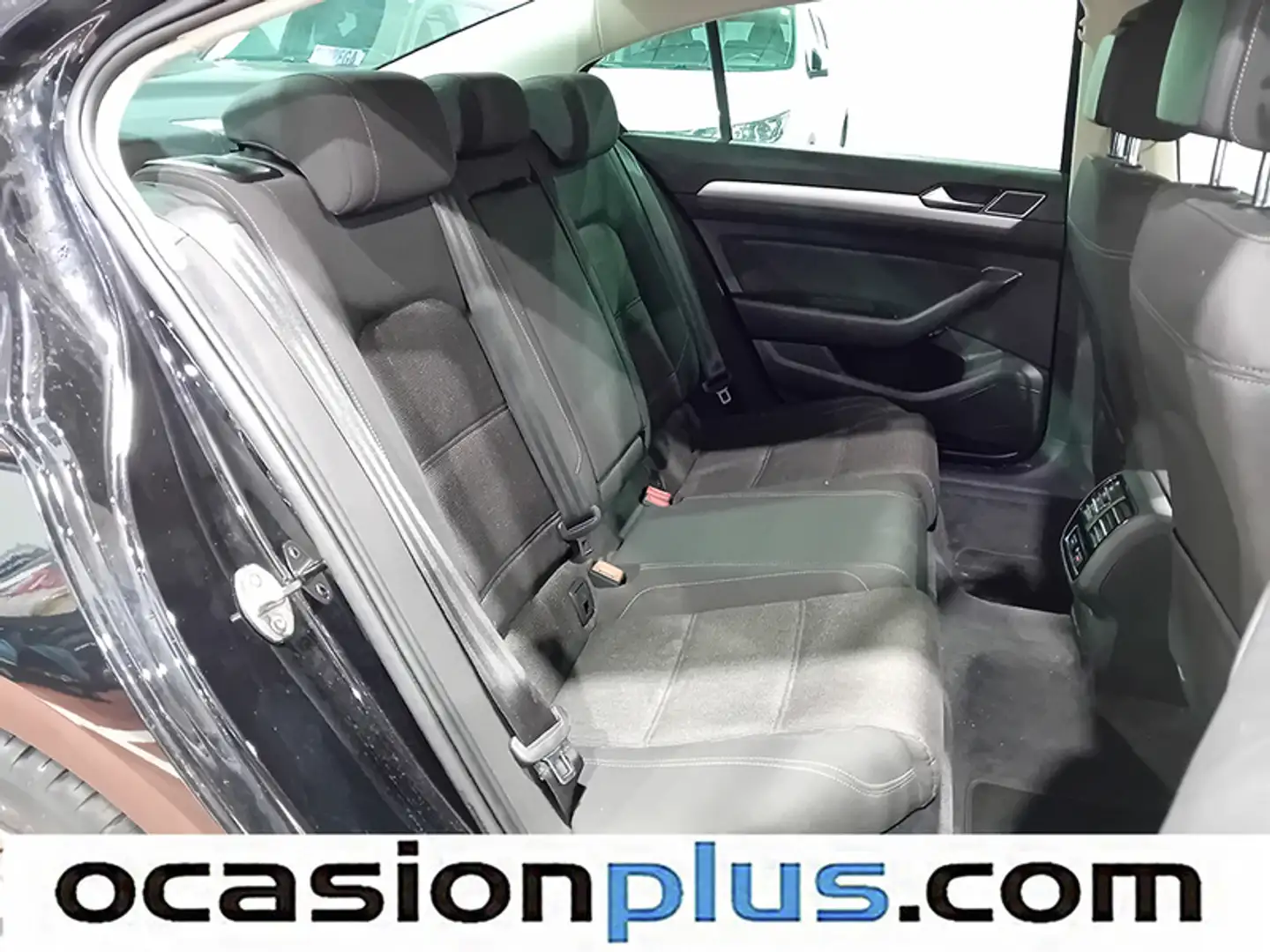 Foto Volkswagen Passat Volkswagen Passat Advance 2.0 TDI BMT (150 CV) DSG