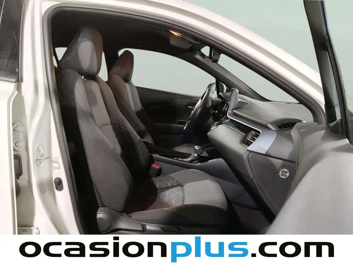 Foto Toyota C-HR Toyota C-HR 180H Advance  (184 CV)