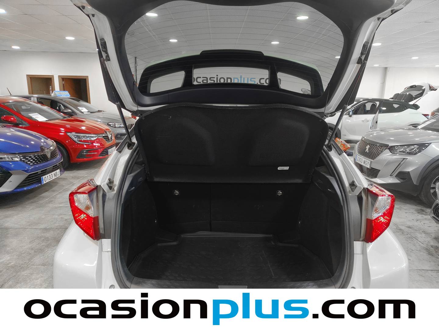 Fotos maletero Toyota C-HR Toyota C-HR 1.8 125H Advance (122 CV)