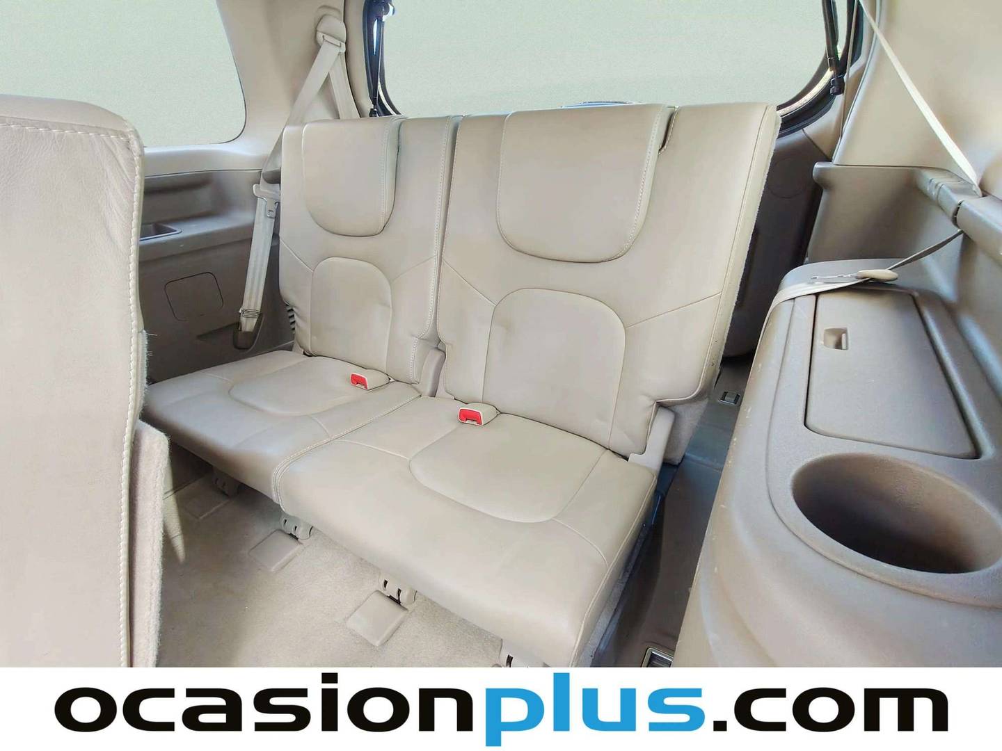 Extras y acabados del Nissan Pathfinder Nissan Pathfinder 2.5 dCi LE 7 PLAZAS (171 CV)