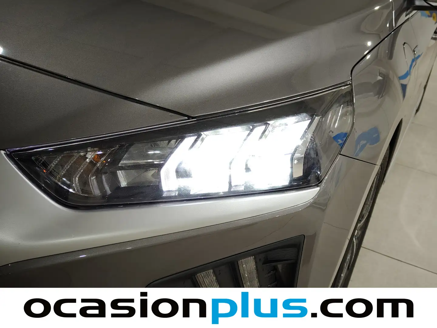 Foto Hyundai IONIQ Hyundai Ioniq 1.6 GDI PHEV Tecno DCT (141 CV)