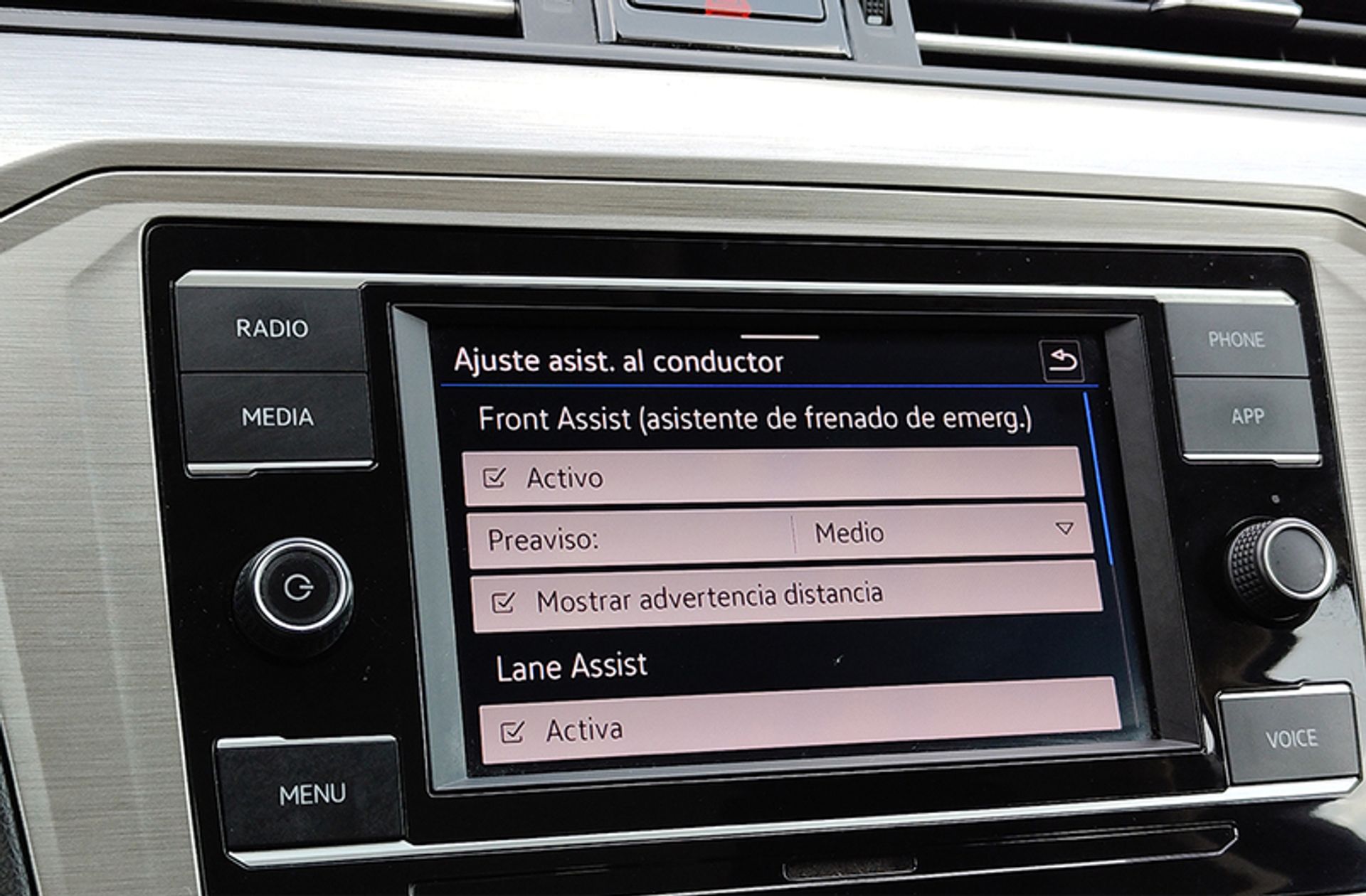 Volkswagen Passat Business 1.6 TDI DSG - foto 31