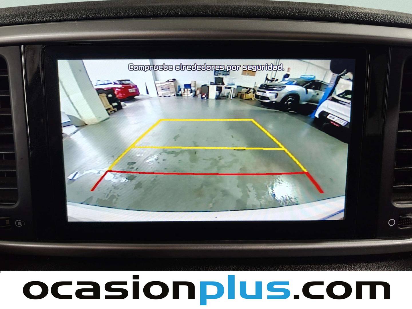 Equipamiento del KIA Sportage Kia Sportage 1.6 MHEV Business 4x4 (136 CV)