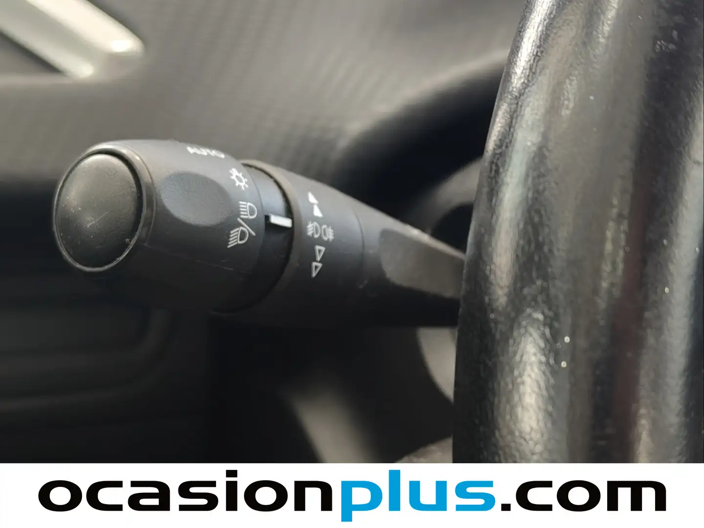 Foto Peugeot 208 Peugeot 208 BlueHDi 100 Tech Edition 99 CV)