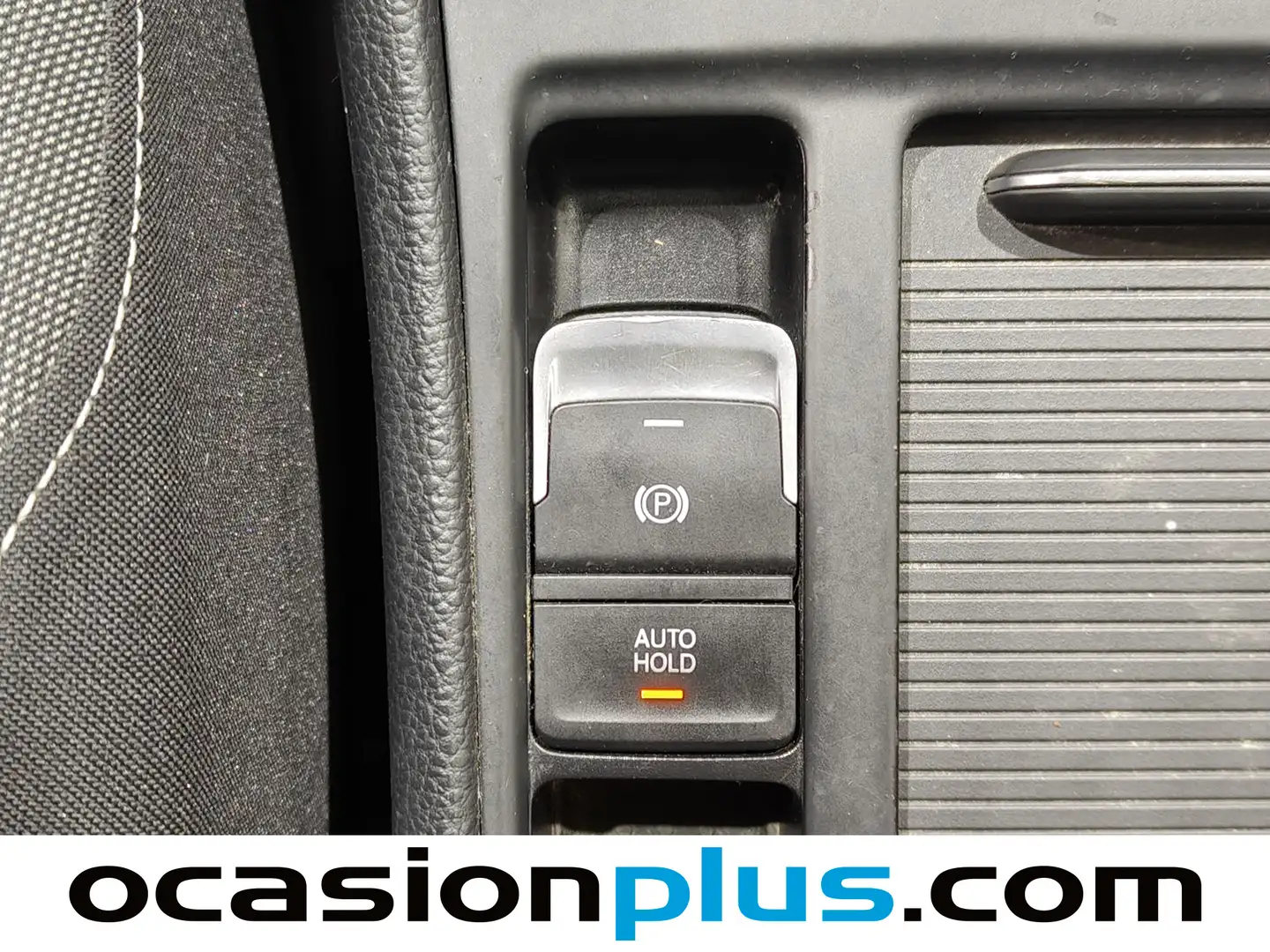 Foto Volkswagen Golf Volkswagen Golf Sport 1.4 TSI BMT ACT Tech (150 CV) DSG Pack R-Line