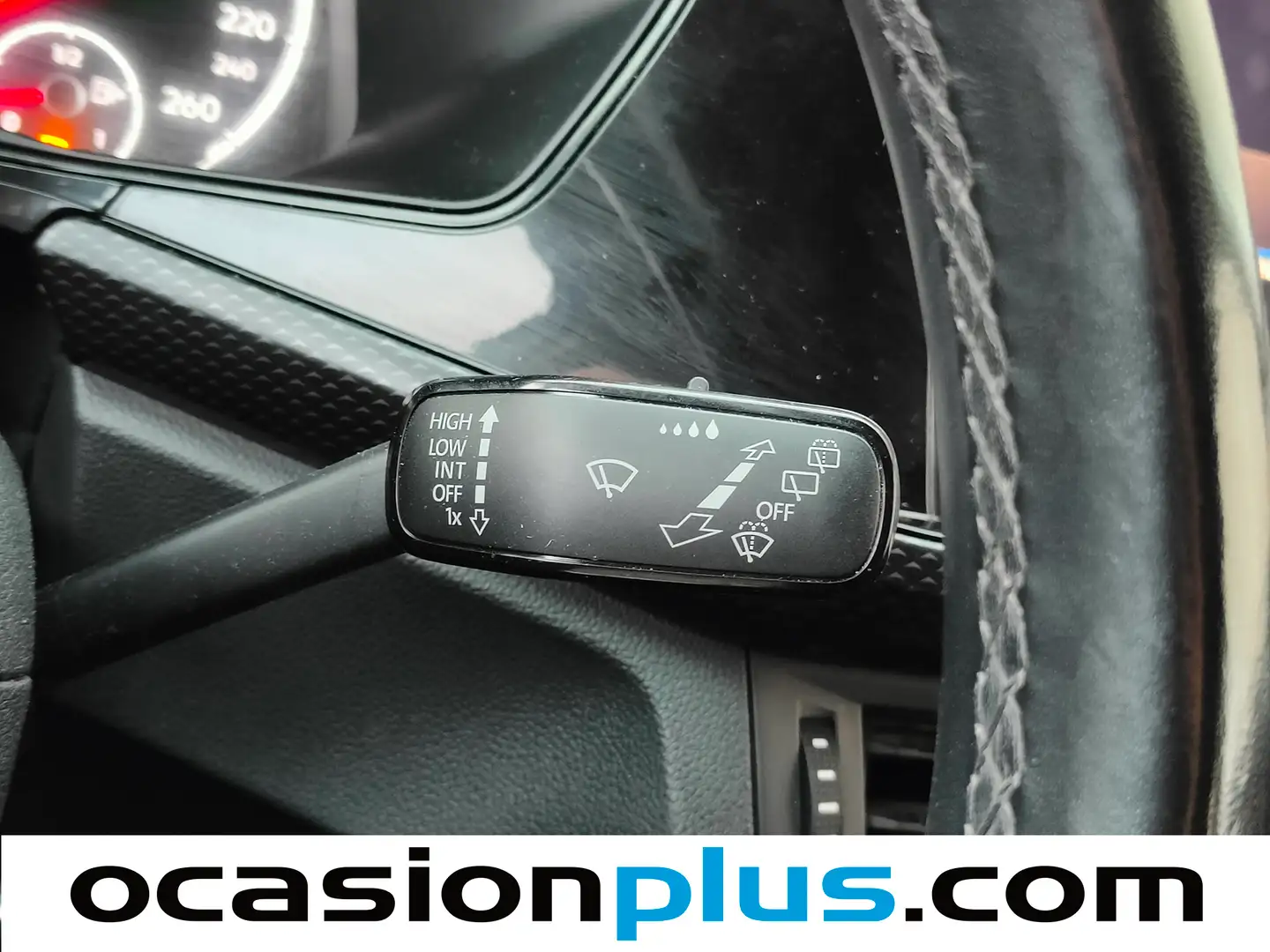 Foto Volkswagen T-Cross Volkswagen T-Cross Advance 1.0 TSI (110 CV) DSG