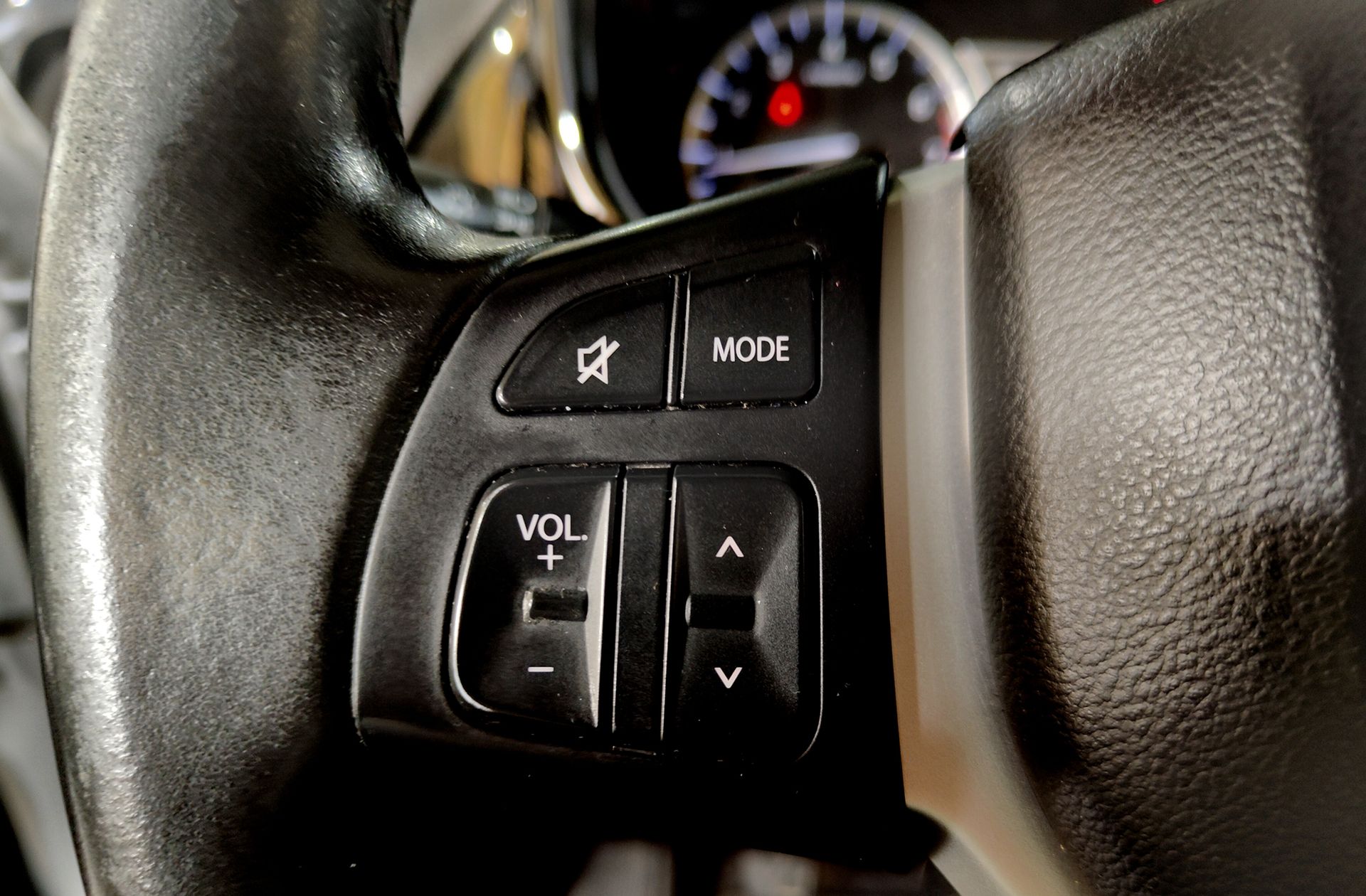 Suzuki Vitara 1.6 VVT GLX - foto 29