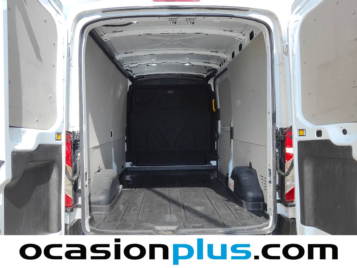 Foto asientos delanteros Ford Transit Ford Transit 350 L3H2 Trend FWD (130 CV)