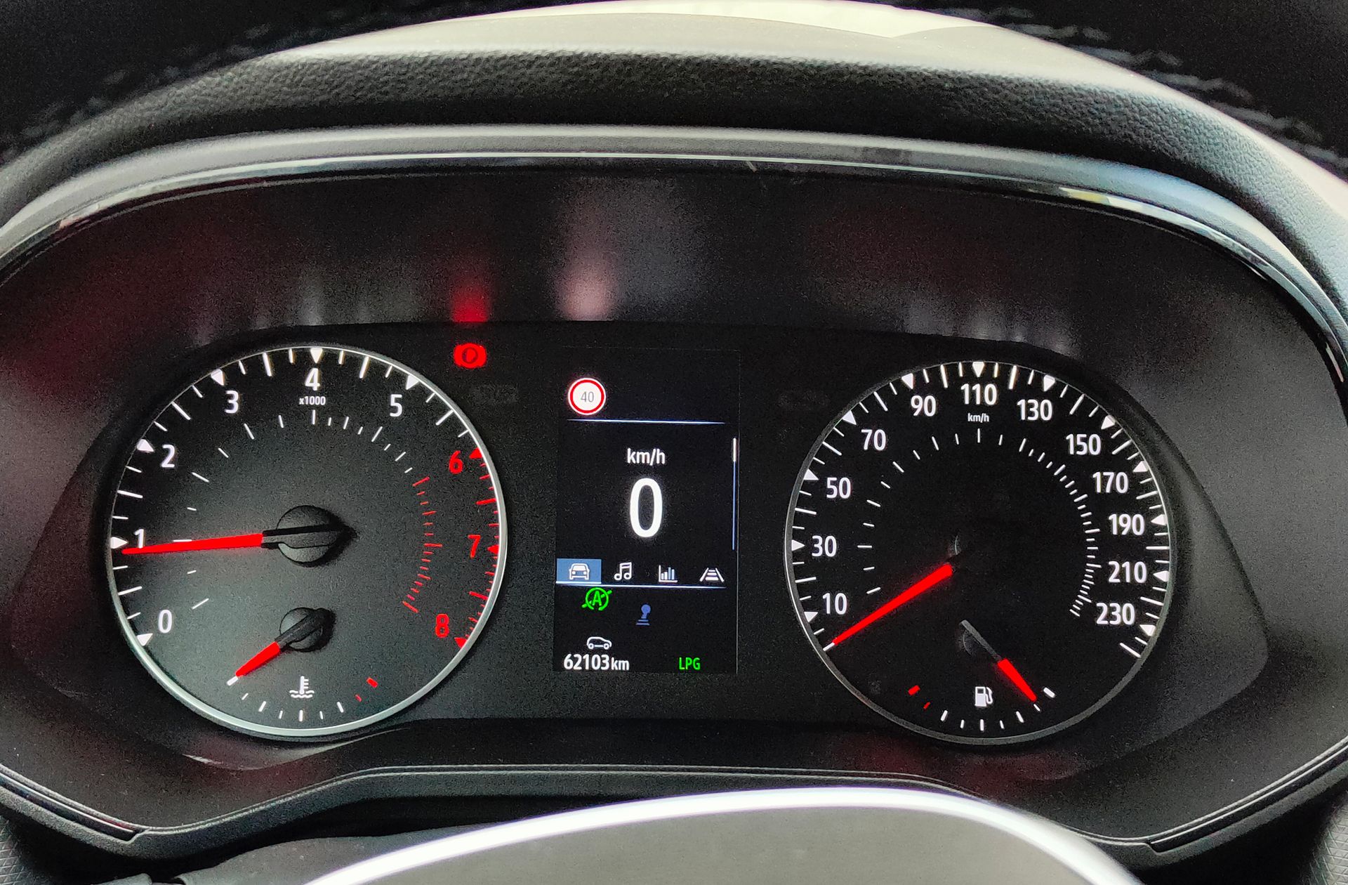 Renault Clio Equilibre TCe GLP - foto 24