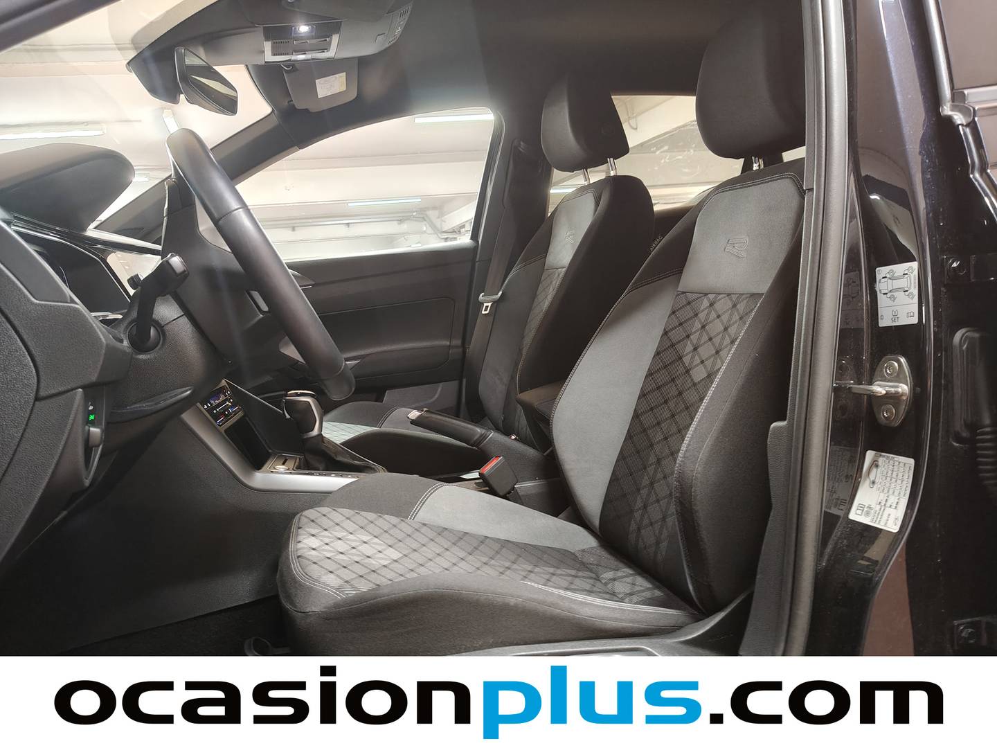 Foto asientos delanteros Volkswagen Taigo Volkswagen Taigo R-Line 1.5 TSI (150 CV) DSG Pack R-line