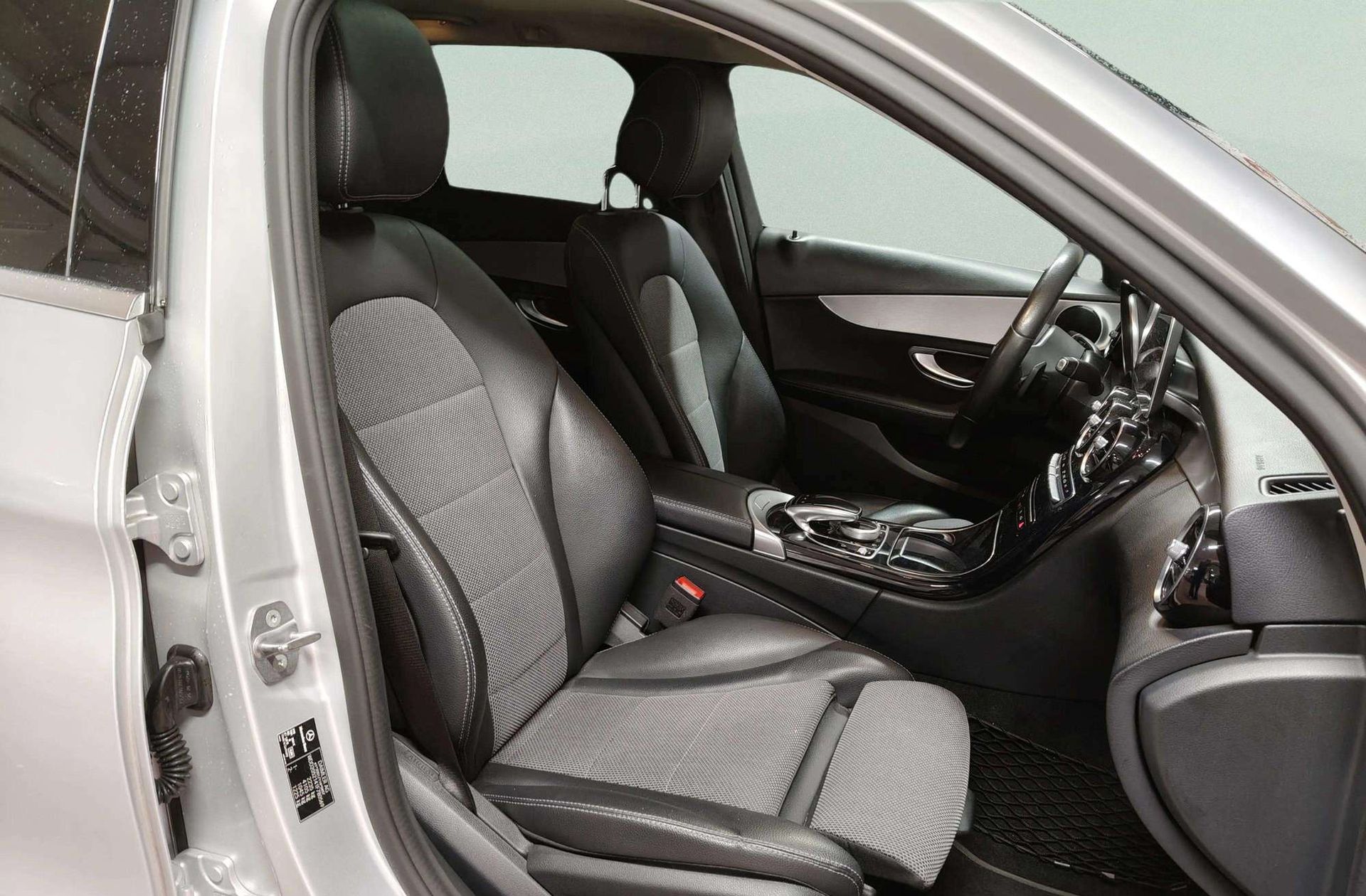 Mercedes-Benz Clase C Estate 220 d Pack AMG - foto 25