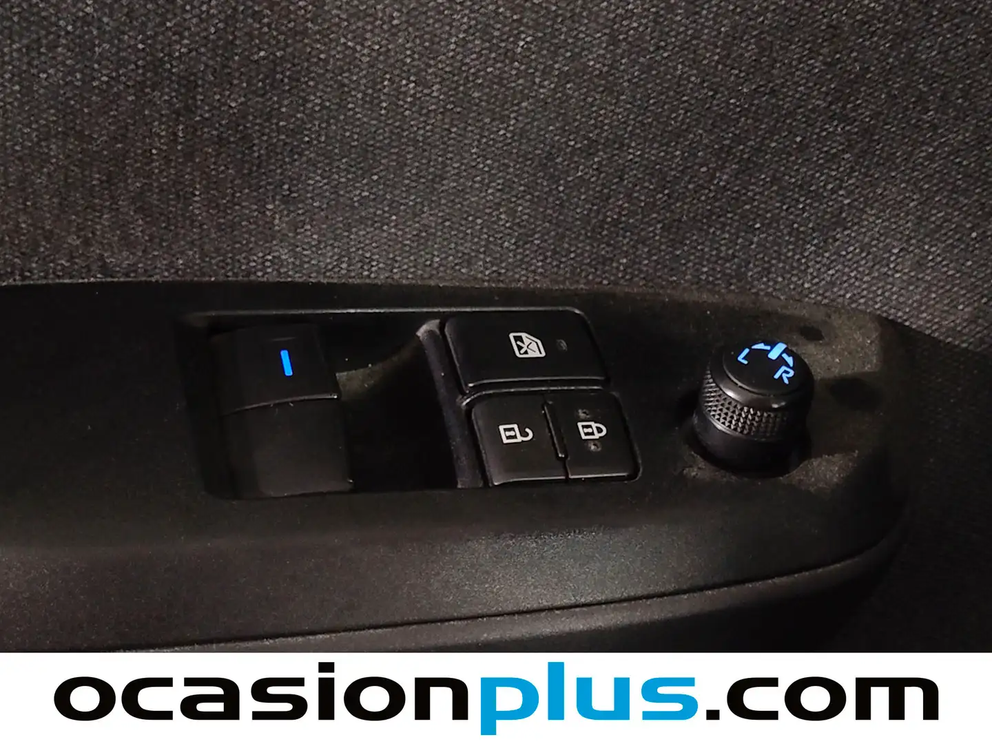 Foto Toyota Yaris Toyota Yaris 120H Business Plus (116 CV)