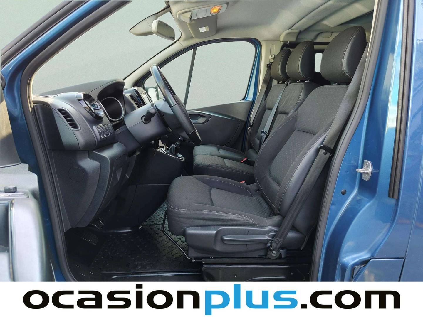 Foto asientos delanteros Opel Vivaro Opel Vivaro 1.6 CDTI S&S L1 2.7t Plus-9 (125 CV)