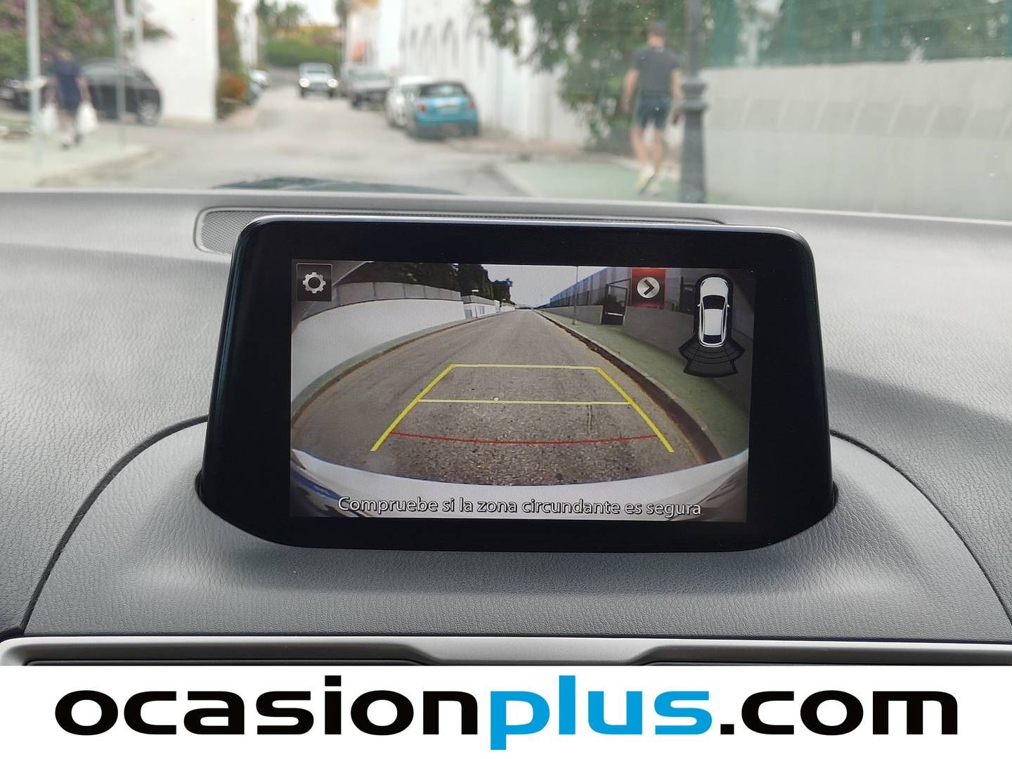 Equipamiento del Mazda Mazda3 Mazda Mazda 3 2.0 GE Black Tech Edition MT (120 CV)