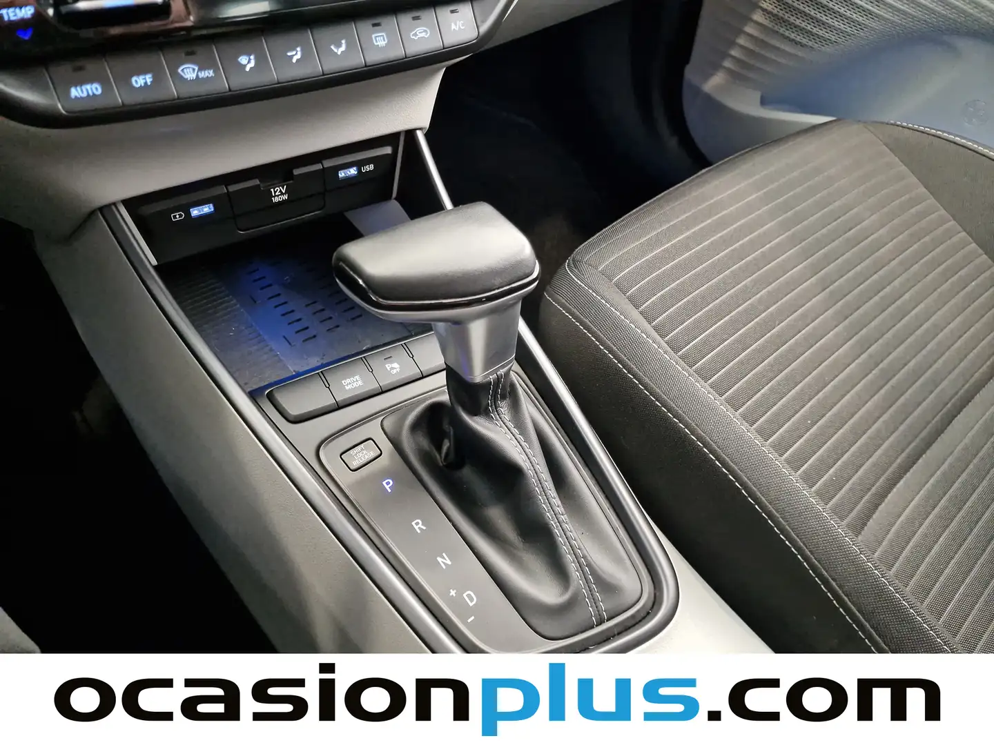 Foto Hyundai i20 Hyundai i20 1.0 TGDI 48V Tecno DCT (100 CV)