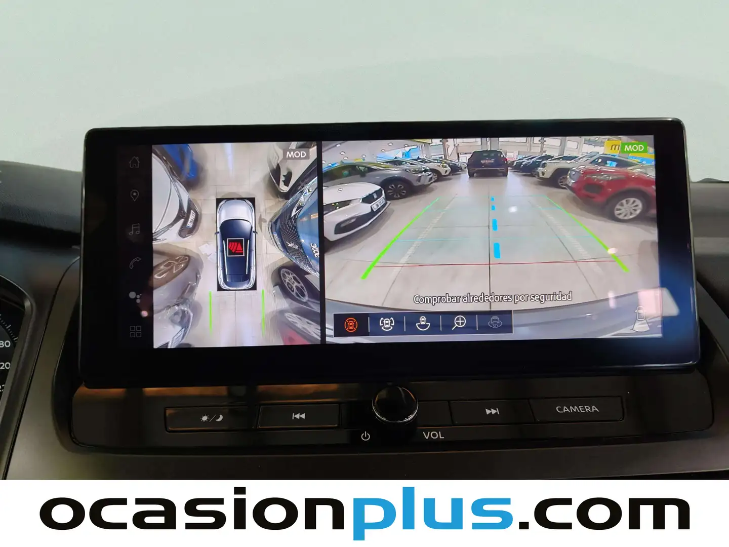 Foto Nissan QASHQAI Nissan Qashqai DIG-T 140 mHEV N-Connecta 4x2 (140 CV)