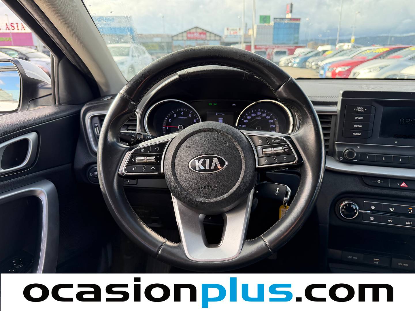 Foto KIA Ceed Kia Ceed 1.0 T-GDi Concept (120 CV)