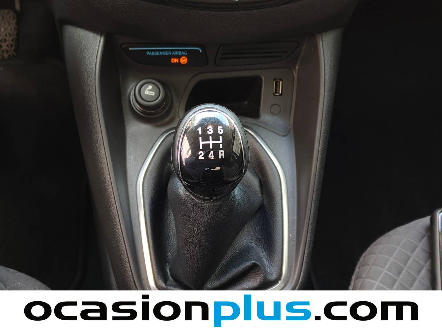 Ford Tourneo Courier Ford Tourneo Courier 1.0 EcoBoost Titanium (100 CV) de segunda mano