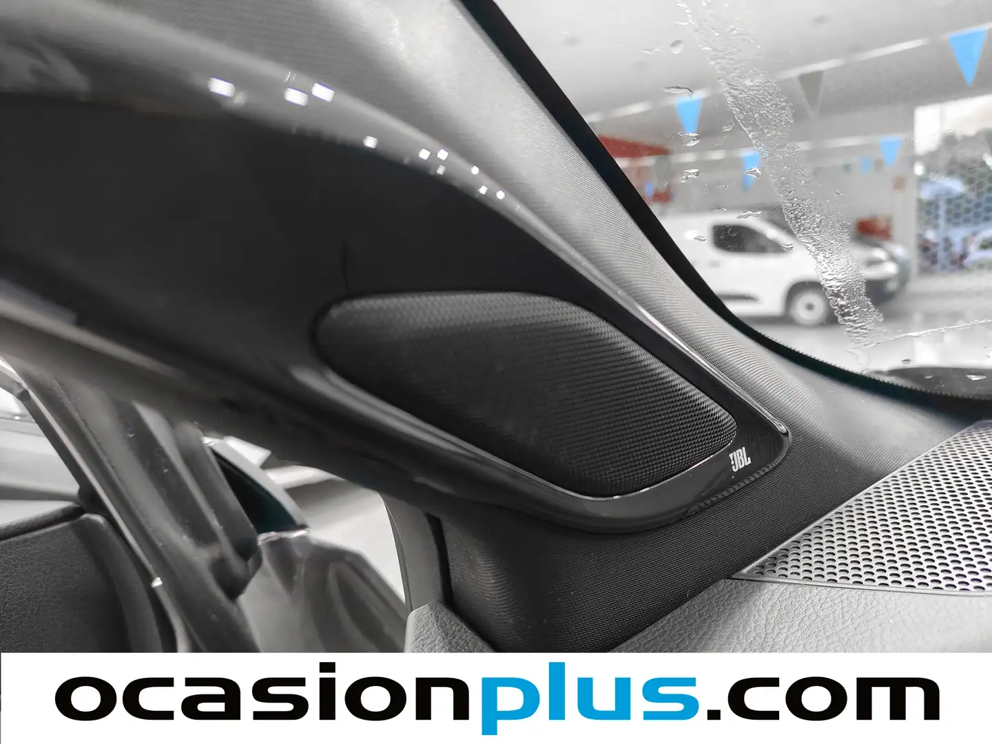 Foto Toyota C-HR Toyota C-HR 180H Advance  (184 CV)