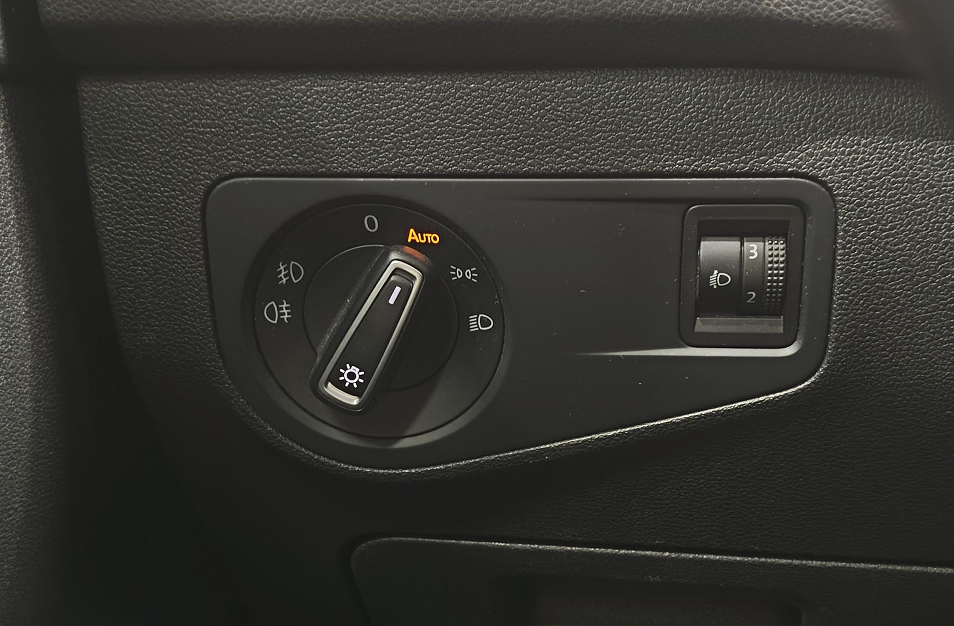 Volkswagen Tiguan Edition 2.0 TDI - foto 21