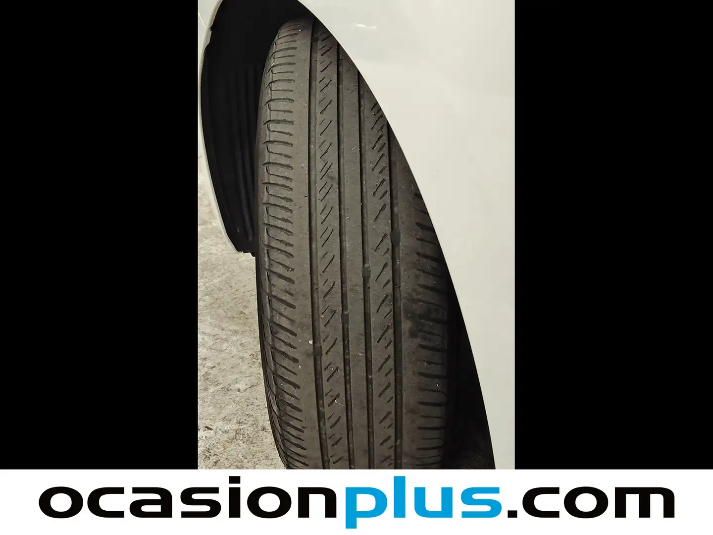 Foto Hyundai i30 Hyundai i30 1.4 MPI BlueDrive 25 Aniversario (100 CV)