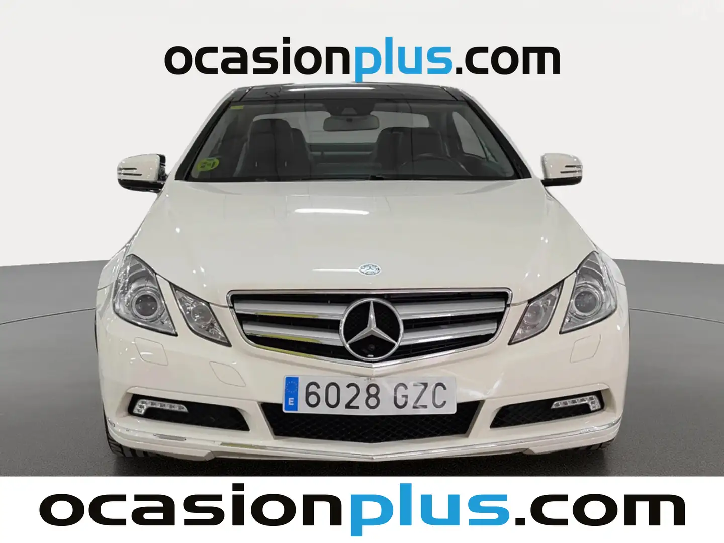 Foto Mercedes Clase E Mercedes-Benz Clase E E 220 CDI Coupe Blue Efficiency Avantgarde (170 CV) Paquete AMG