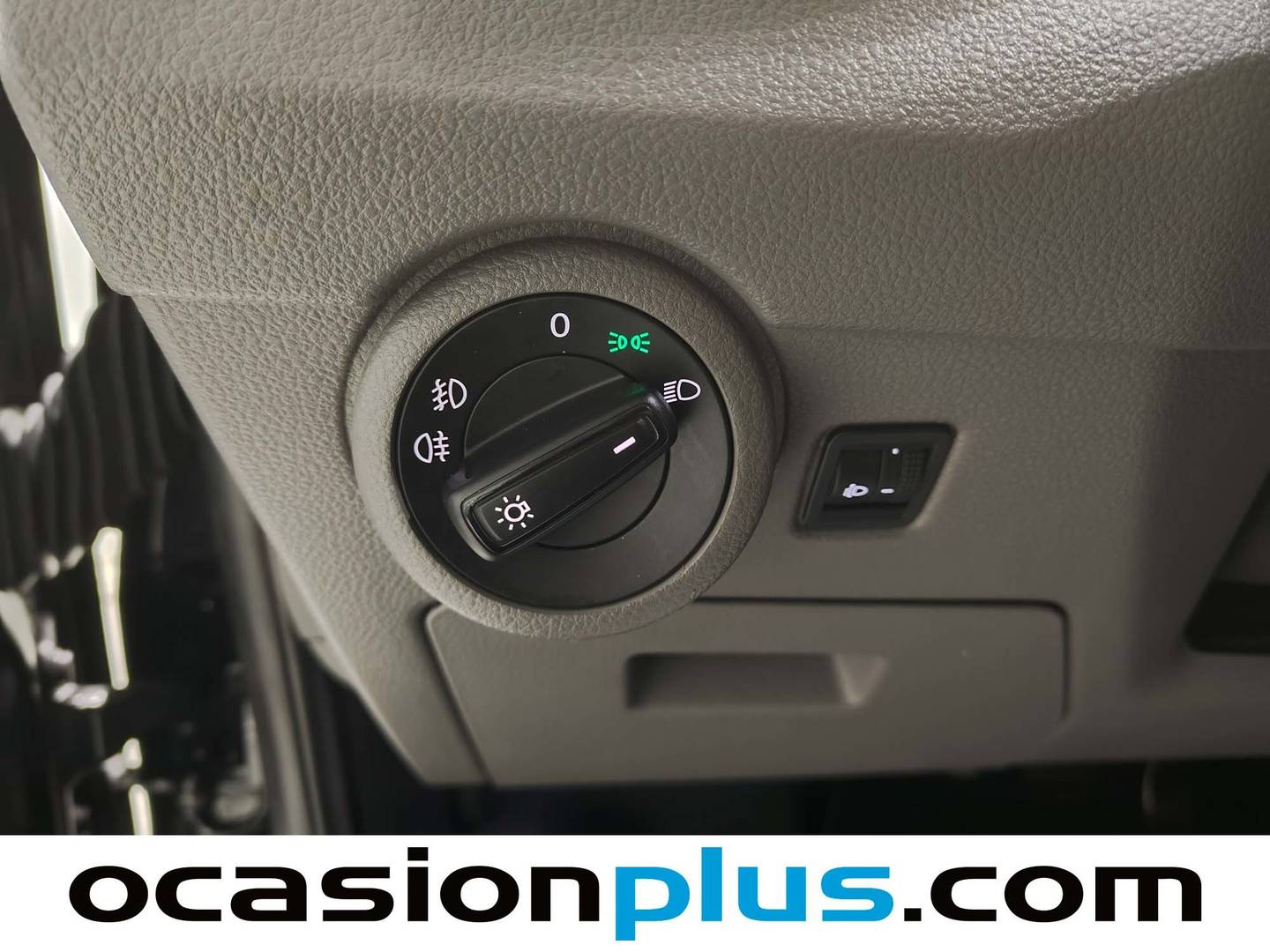 Foto Volkswagen Caravelle Volkswagen Caravelle Origin Batalla Corta 2.0 TDI BMT  9 Plazas (150 CV) DSG