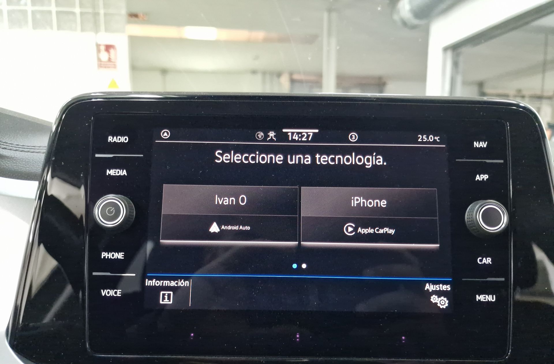 Volkswagen T-Roc Life 1.0 TSI - foto 7