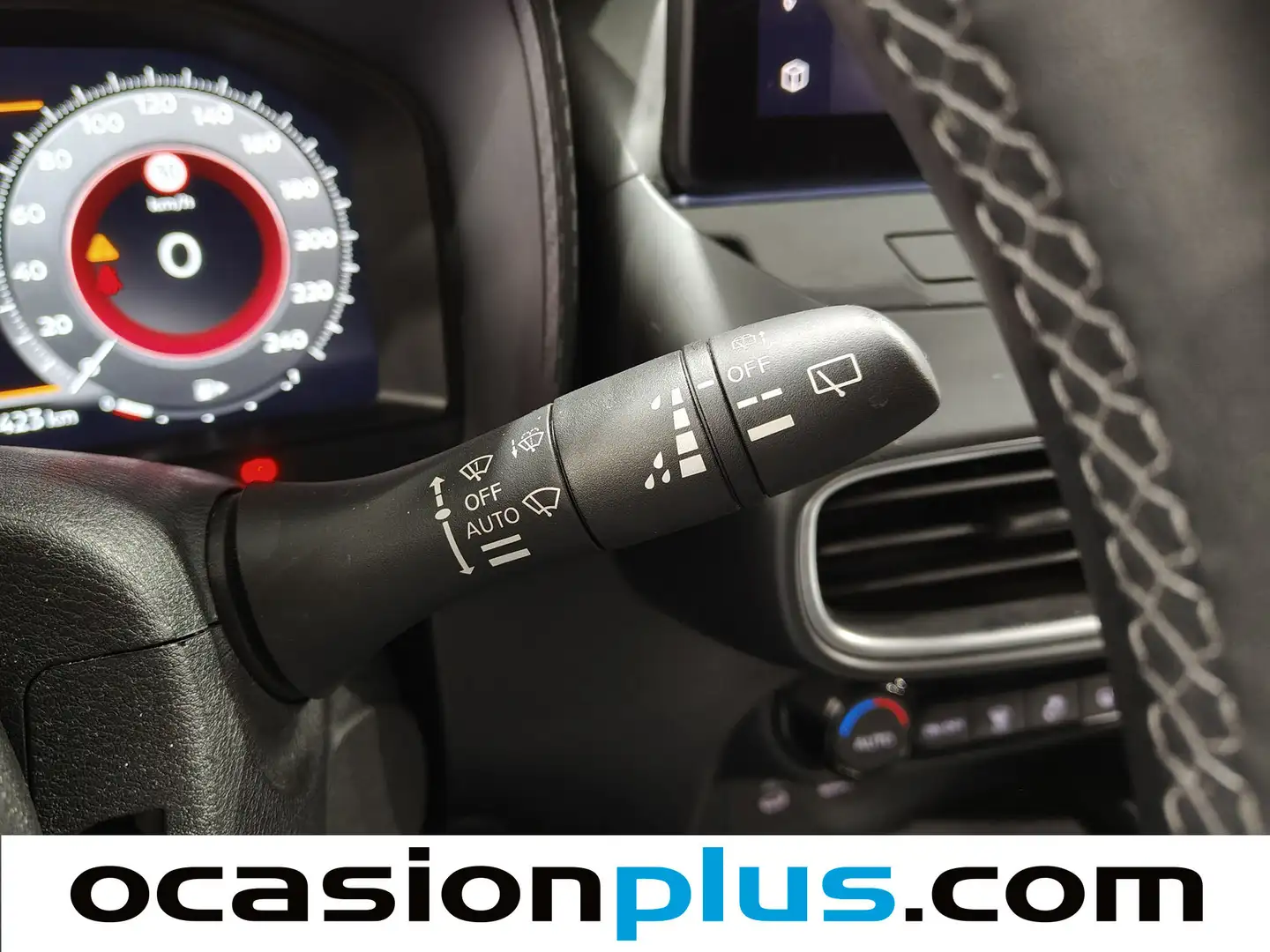 Foto Nissan JUKE Nissan Juke DIG-T N-Connecta 4x2 DCT (114 CV)