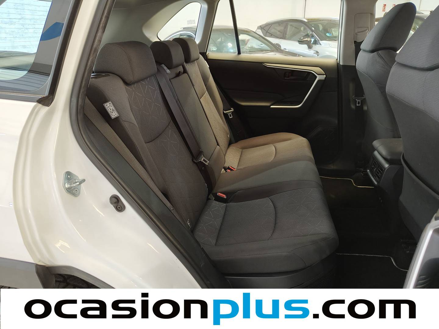 Foto Toyota Rav4 Toyota Rav4 220H Business 4WD (222 CV)