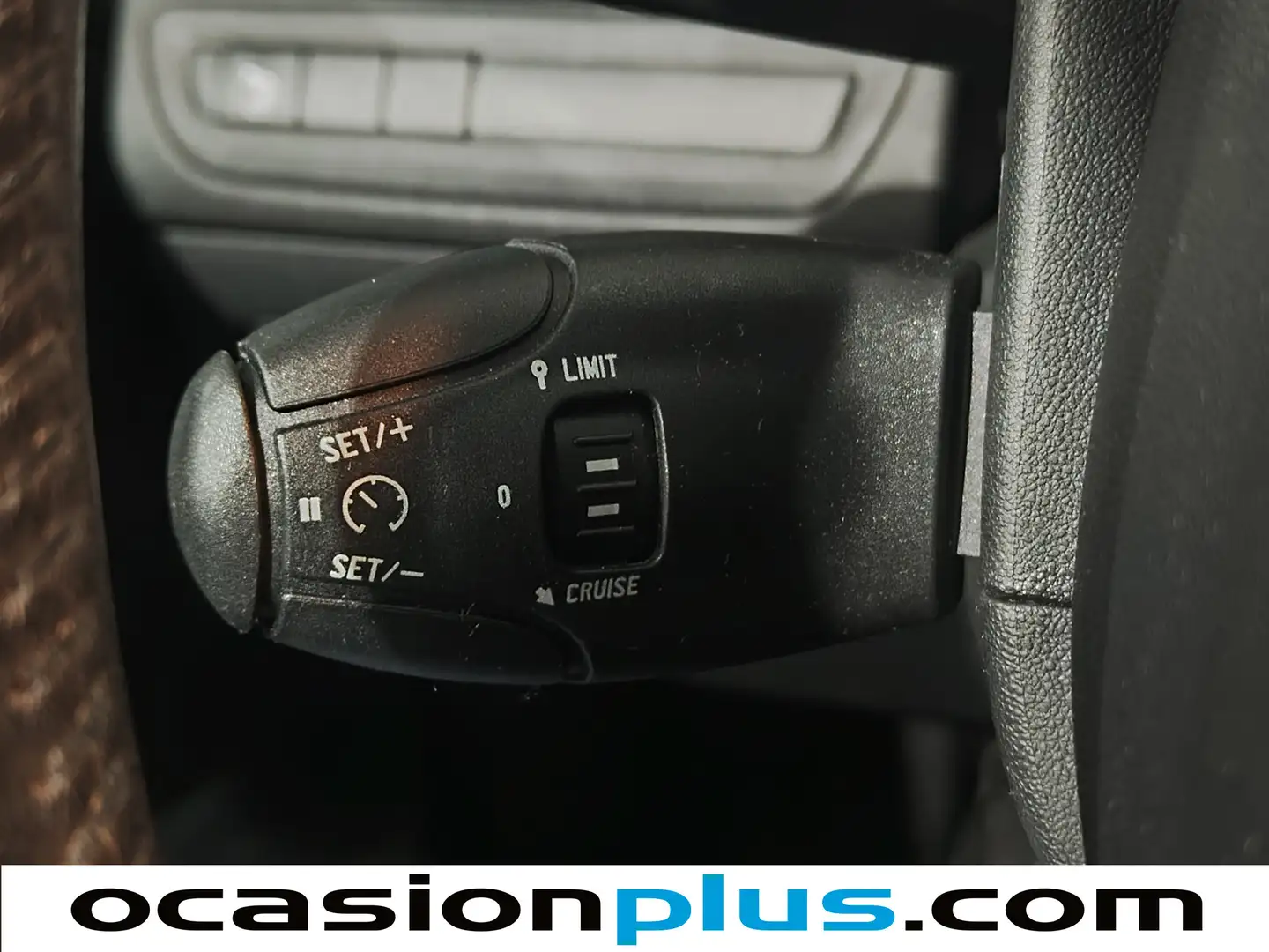 Foto Peugeot 2008 Peugeot 2008 PureTech 82 S&S Style (82 CV)