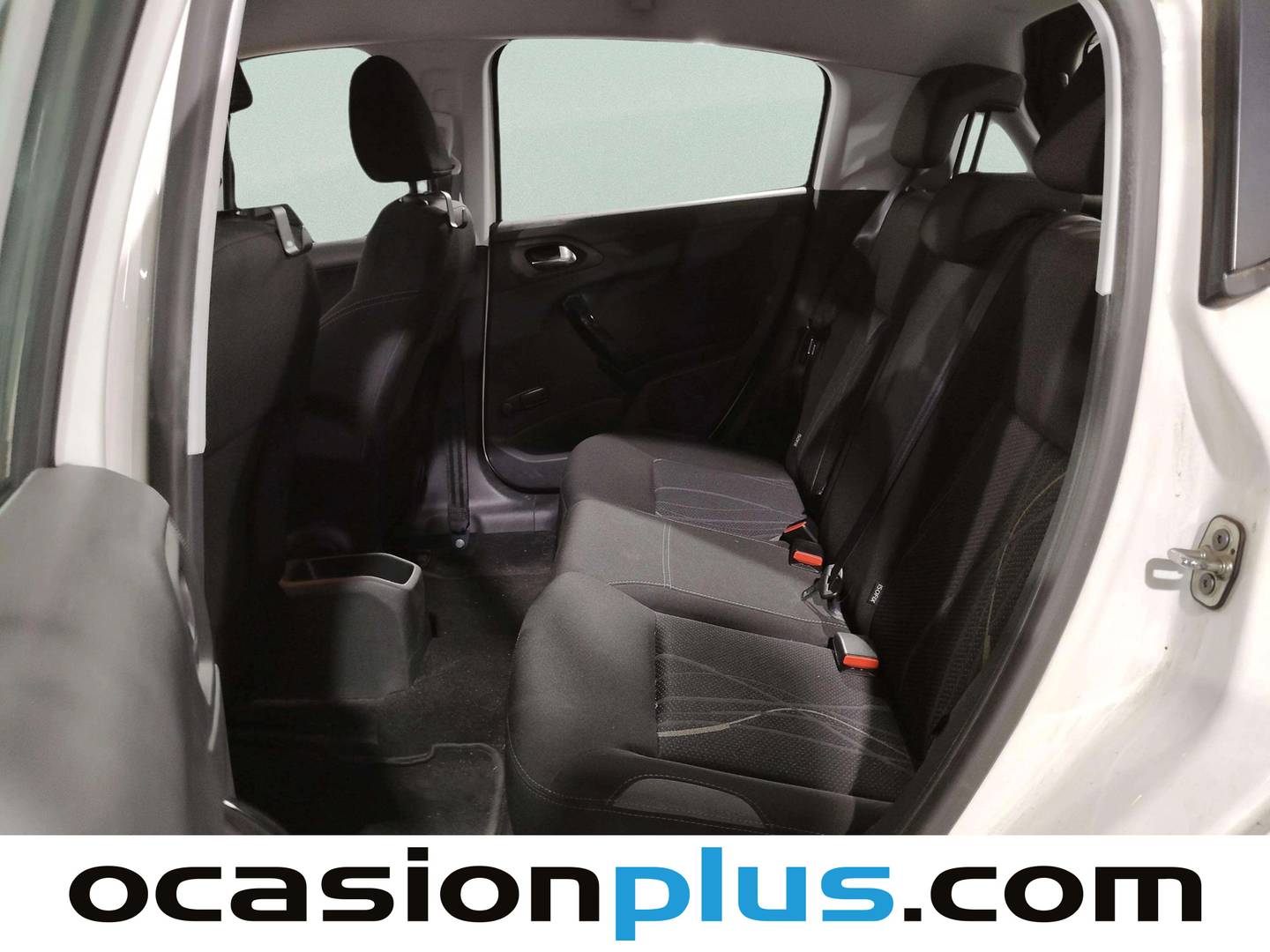 Foto asientos traseros Peugeot 208 Peugeot 208 1.2 PureTech S&S Active ETG5 (82 CV)