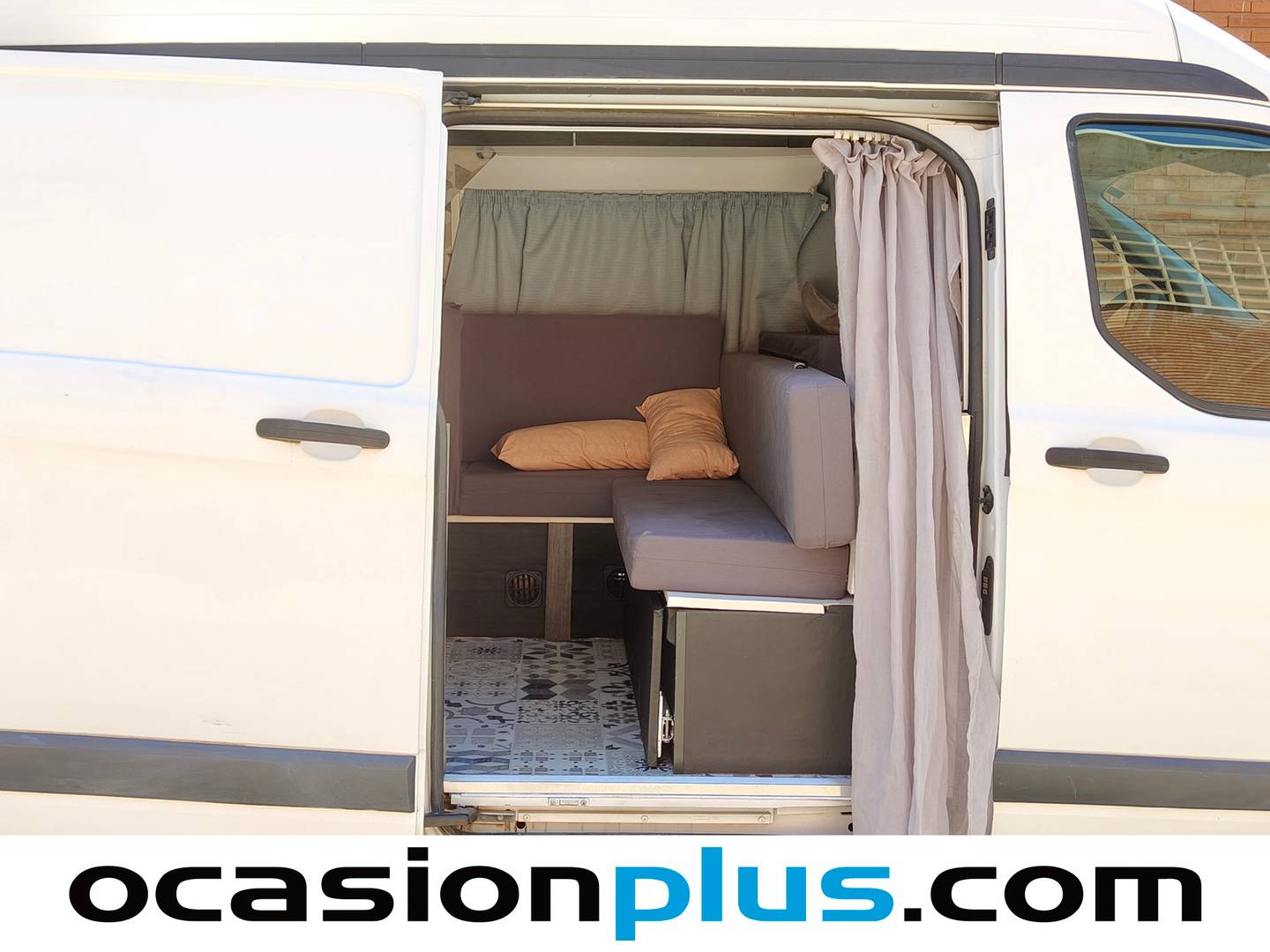 Ford Transit Custom Ford Transit Custom Furgon 2.2 TDCI 250 L1 Ambiente (100 CV) 3 Plazas CAMPER diésel