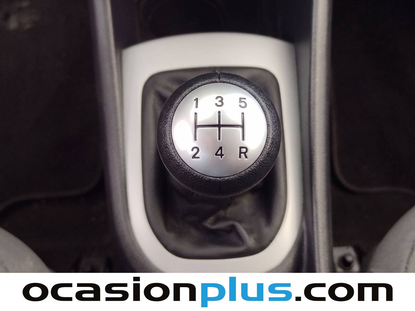 KIA Rio KIA Rio 1.2 CVVT x-Tech Eco-Dynamics (84 CV) de segunda mano